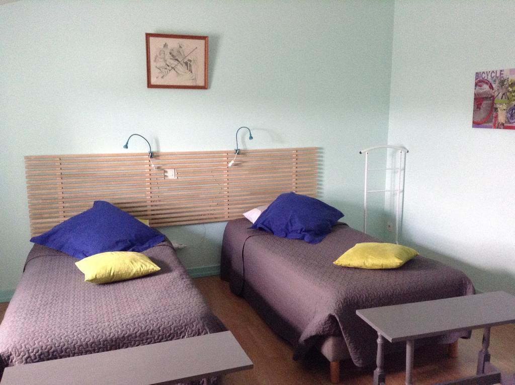 Chambres D'Hotes L'En Haut Des Vignes Mérignac Chambre photo