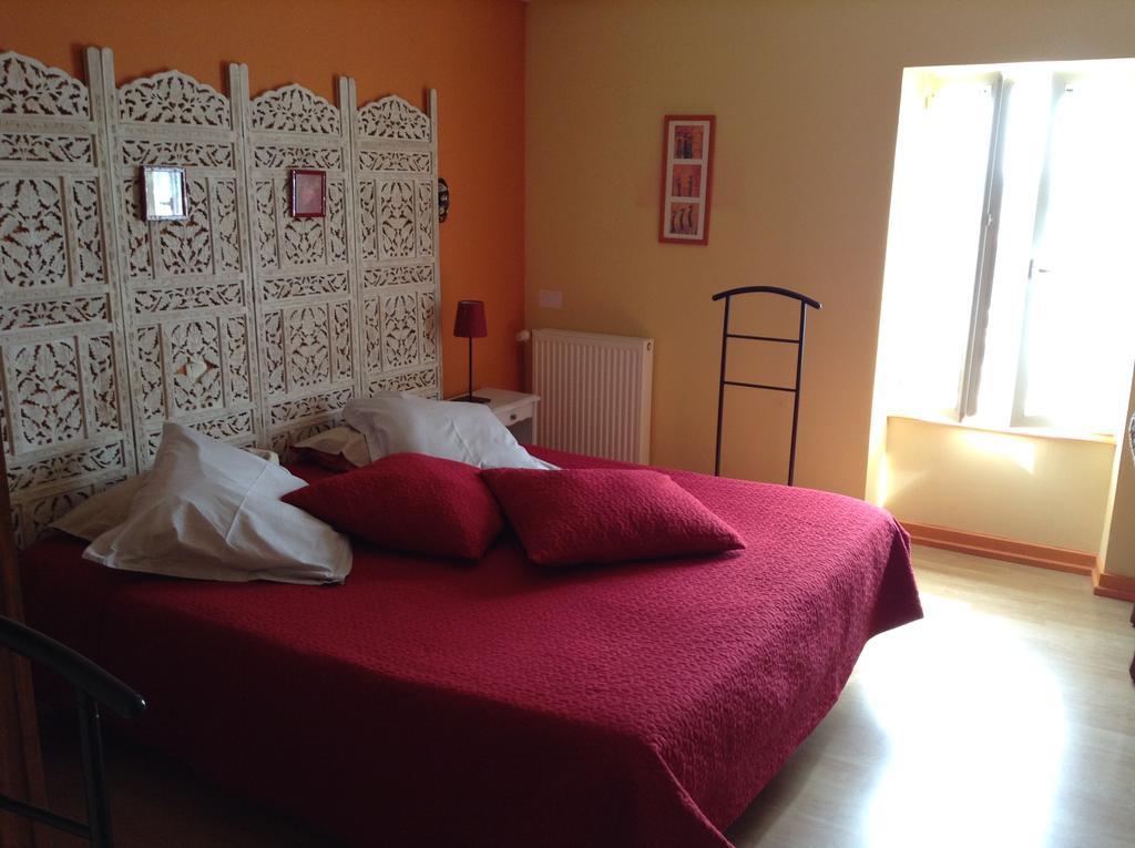 Chambres D'Hotes L'En Haut Des Vignes Mérignac Chambre photo