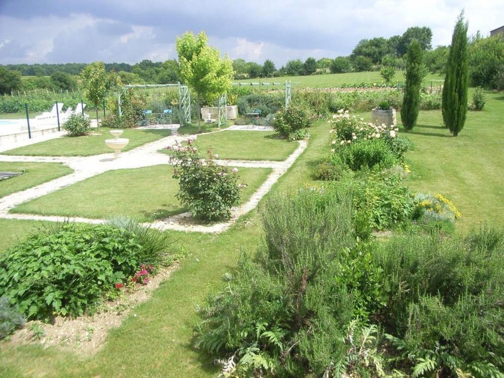 Chambres D'Hotes L'En Haut Des Vignes Mérignac Extérieur photo